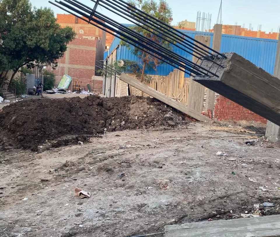 محافظة الجيزة تزيل حالات بناء مخالف بمنطقة المنصورية بالهرم 18 - جريدة المساء