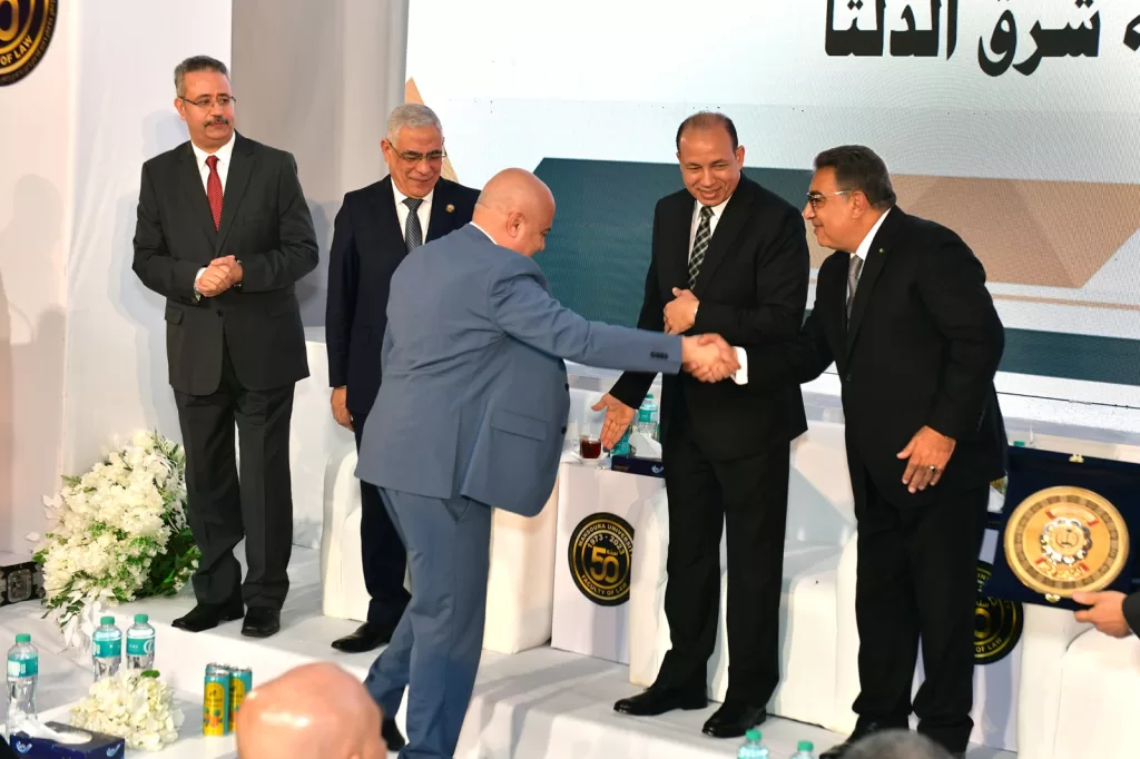 جامعة المنصورة تمنح النائب العام المصري الدكتوراه الفخرية خلال الاحتفال باليوبيل الذهبي لكلية الحقوق 23 - جريدة المساء