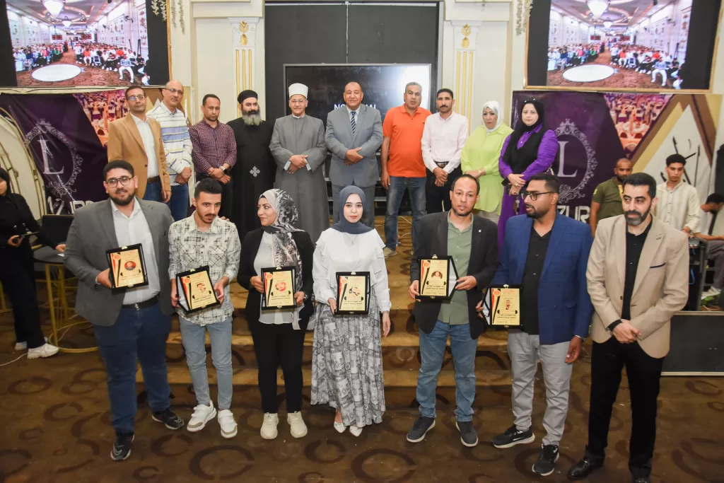 "الشعب الجمهوري" بنجع حمادي يختتم معسكر مراجعات الثانوية العامة بحضور 1000 طالب وطالبة 21 - جريدة المساء