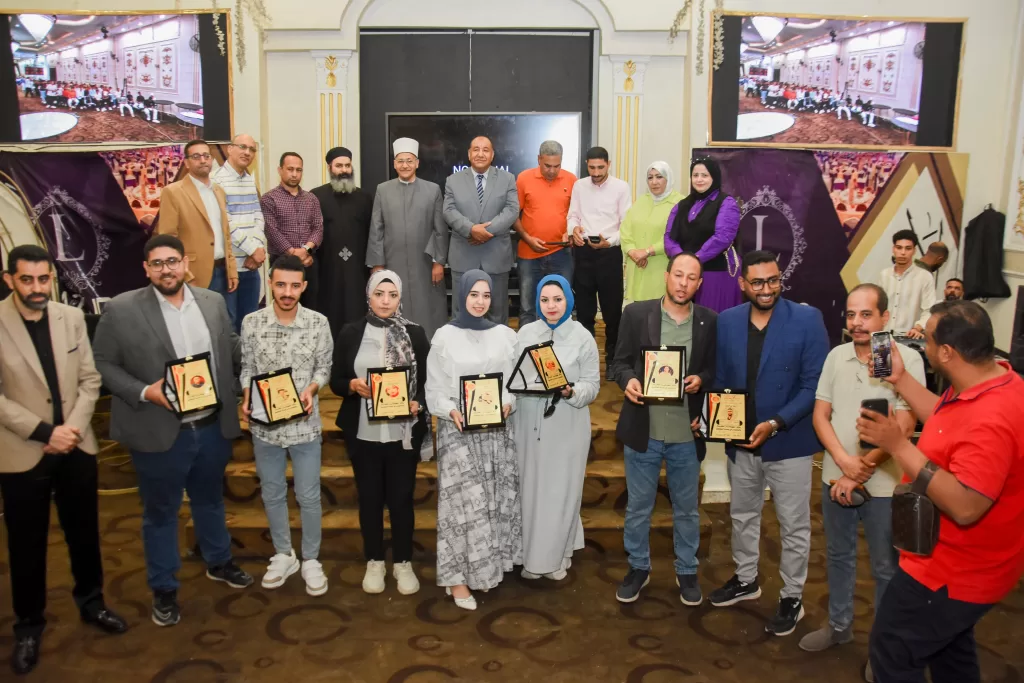 "الشعب الجمهوري" بنجع حمادي يختتم معسكر مراجعات الثانوية العامة بحضور 1000 طالب وطالبة 19 - جريدة المساء