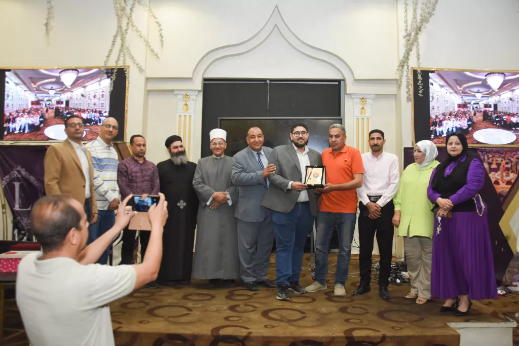 "الشعب الجمهوري" بنجع حمادي يختتم معسكر مراجعات الثانوية العامة بحضور 1000 طالب وطالبة 29 - جريدة المساء