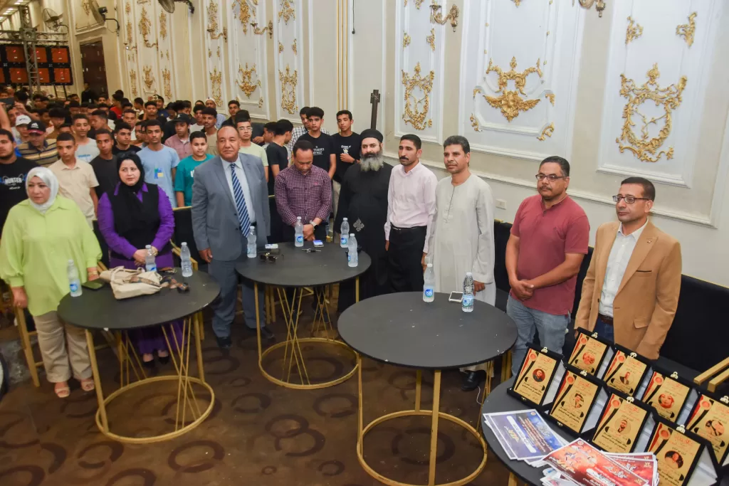 "الشعب الجمهوري" بنجع حمادي يختتم معسكر مراجعات الثانوية العامة بحضور 1000 طالب وطالبة 51 - جريدة المساء