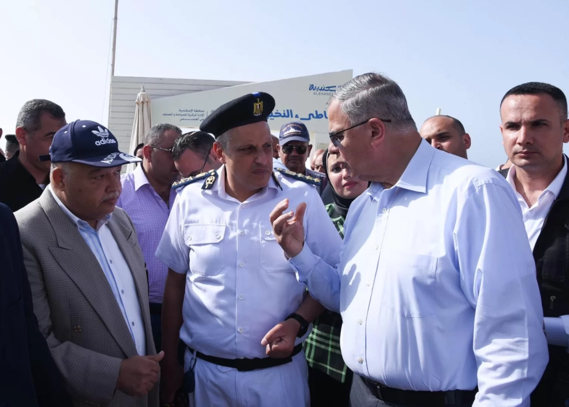 للمرة الثانية... محافظ الإسكندرية يوجّه بغلق محال ومقاهٍ مخالفة في الكيلو 21 ويؤكد: لا تهاون مع التعديات 17 - جريدة المساء