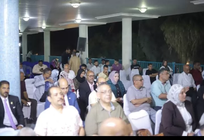 مجمع الإعلام ونادى قنا الرياضى يناقشان "دور المؤسسات في تنمية الوعى السياسى للشباب" 33 - جريدة المساء