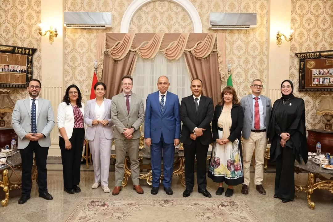 خلال استقباله السفير الكندي.. محافظ المنيا: جادون في منح الفرص الاستثمارية ودعم كافة القطاعات 19 - جريدة المساء