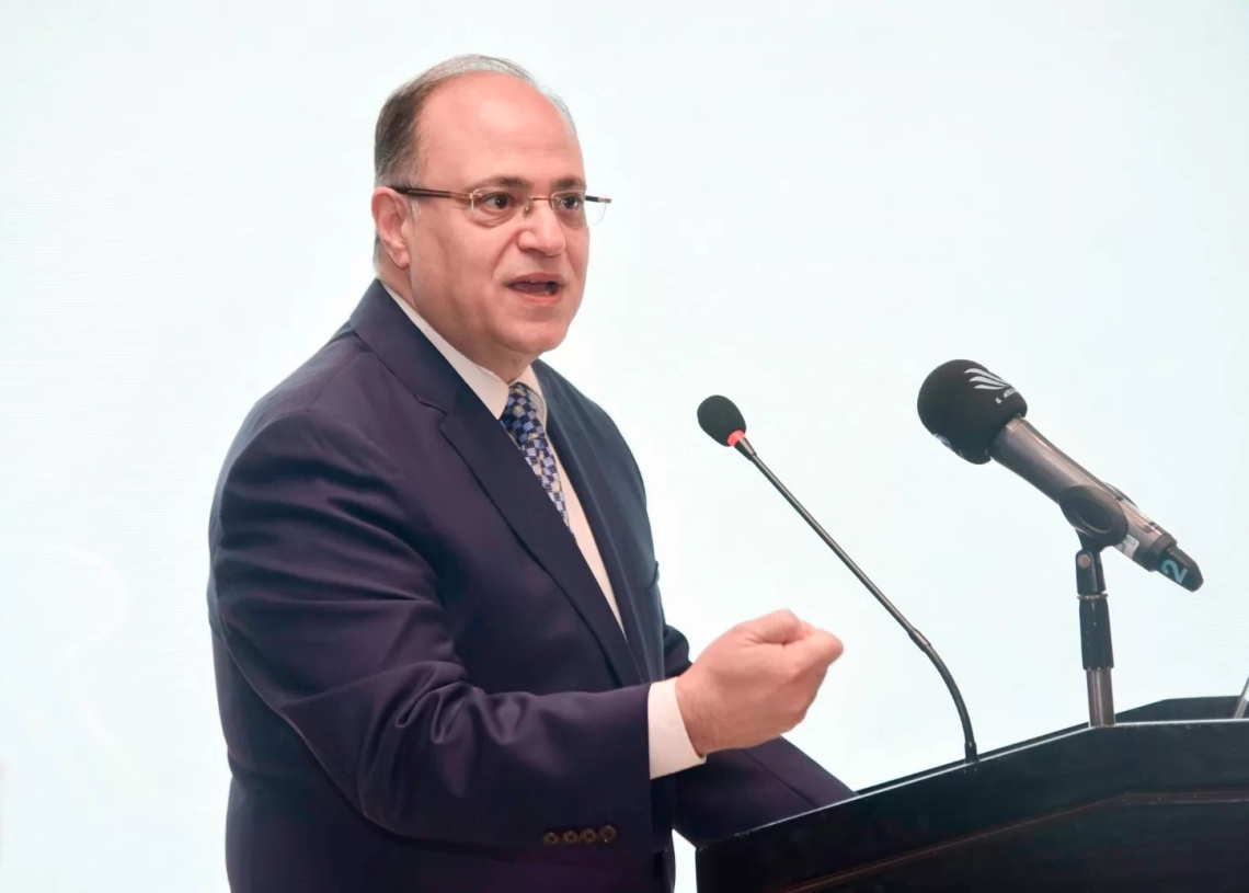 رئيس هيئة الدواء فى مؤتمر صيادلة العرب تحت عنوان " نهج الصحة الواحدة : مصر تمتلك أكثر من ١٧٠ مصنع دواء منهم ١١ مصنعاً حاصلا على اعتمادات دولية في مجالات التصنيع والجودة 18 - جريدة المساء