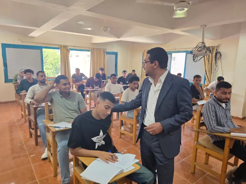 بدء امتحانات الفصل الدراسي الثاني بالمعهد الفني الصحي بقنا 46 - جريدة المساء بدء امتحانات الفصل الدراسي الثاني بالمعهد الفني الصحي بقنا 45 - جريدة المساء