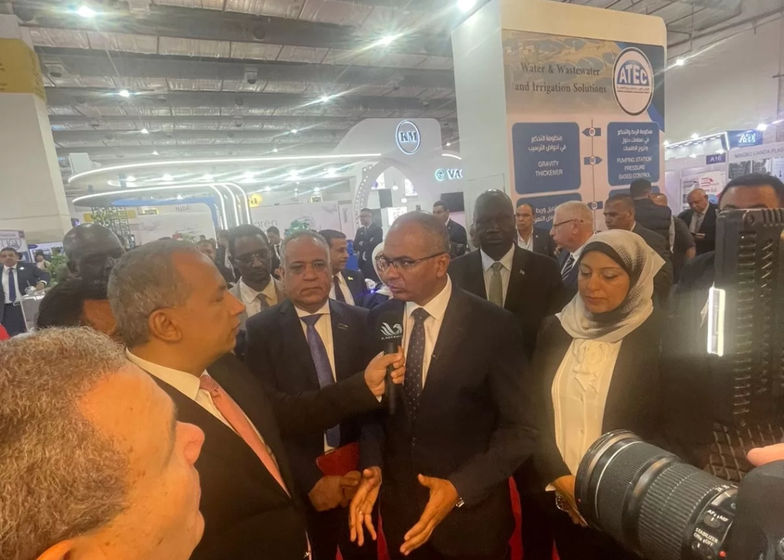 نائب وزير الإسكان يفتتح معرض وتريكس التاسع لمعالجة وتنقية المياه اليوم وسط إقبال كبير من العارضين و الزوار 18 - جريدة المساء