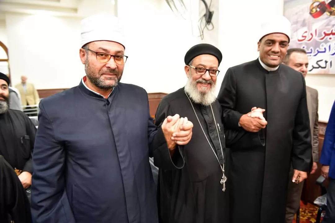 مصر تحتفل بوحدتها الوطنية في مولد القديسة دميانة.. مشهد يجسد التآخي والتضحية والإيمان 25 - جريدة المساء