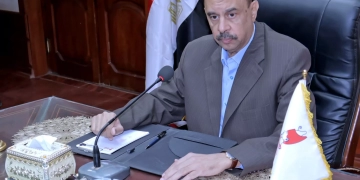 محافظ سوهاج يُقرر تشكيل لجنة لفحص كافة أعمال وتعاقدات نادي المحليات 1 - جريدة المساء