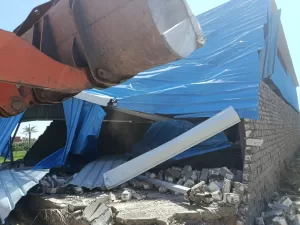 إزالة ٢١ حالة تعد بالبناء المخالف علي الأراضي الزراعية ب قري الجيزة 25 - جريدة المساء