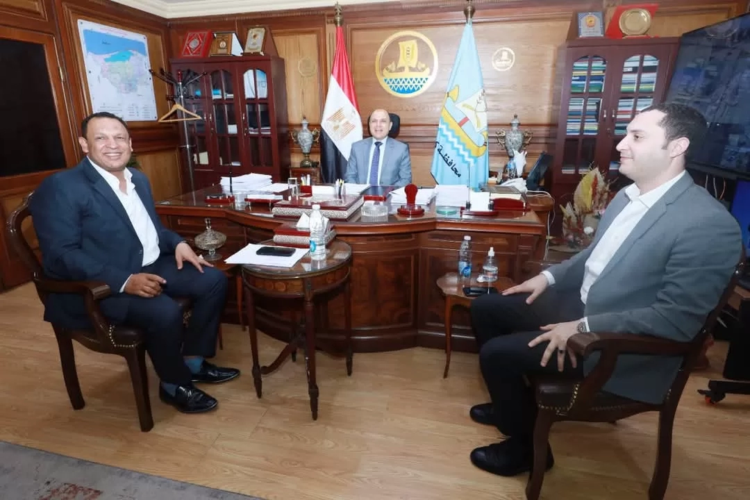 محافظ كفر الشيخ يبحث ملفات خدمية ومشكلات الدوائر مع أعضاء مجلسي النواب والشيوخ 19 - جريدة المساء