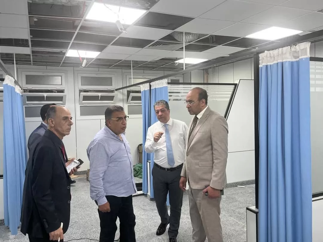 محافظ الدقهلية يبعث بخالص التعازي لأسر المتوفين… ويتفقد المصابين في حادث حريق قرية أبو زاهر بمركز شربين بالمستشفى الدولي بالمنصورة 17 - جريدة المساء