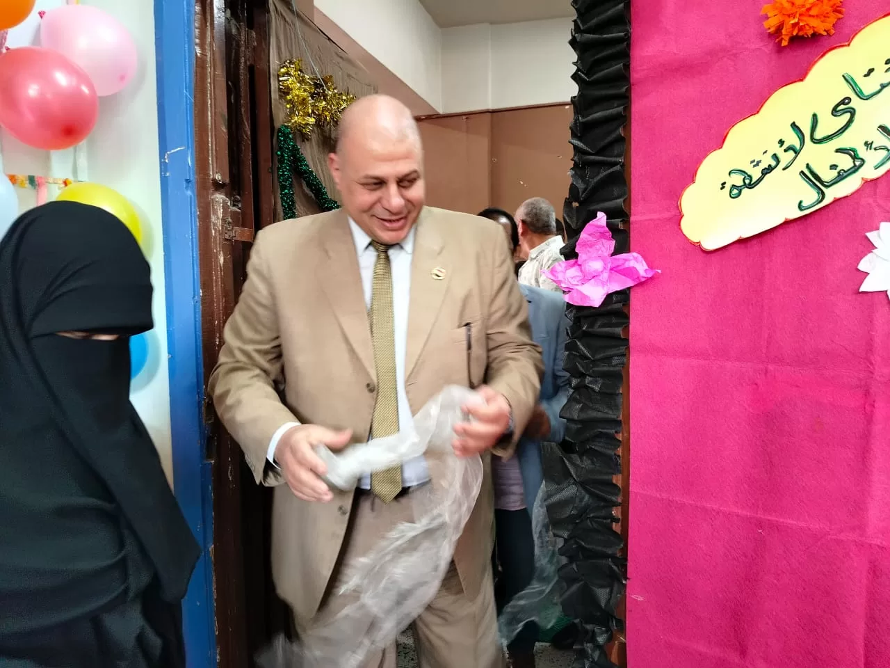 مدير تعليم قنا يشهد ختام الأنشطة التربوية بمدرسة مدينة العمال الابتدائية 23 - جريدة المساء