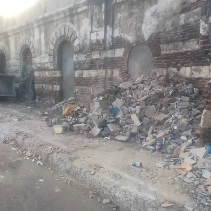 رفع 50 طن مخلفات من محور المحمودية وطريق الحرية بوسط الإسكندرية 19 - جريدة المساء