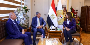 آلية موحدة لتحصيل الرسوم من المنشآت الفندقية والسياحية بالمحافظات .. اسناد المسئولية لجهة واحدة ..عبر منظومة إلكترونية تشجيعا للاستثمار 1 - جريدة المساء