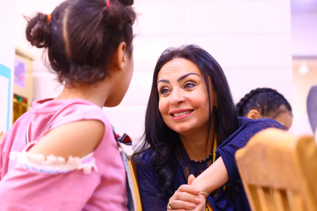 وزيرة التضامن تتفقد تجديدات مؤسسة الفتيات بالعجوزة.. وتتناول الإفطار مع الفتيات 23 - جريدة المساء