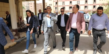 بالصور-محافظ الجيزة يتفقد أعمال رفع كفاءة منشآت مدينة الطلبة بالعجوزة 2 - جريدة المساء بالصور-محافظ الجيزة يتفقد أعمال رفع كفاءة منشآت مدينة الطلبة بالعجوزة 1 - جريدة المساء