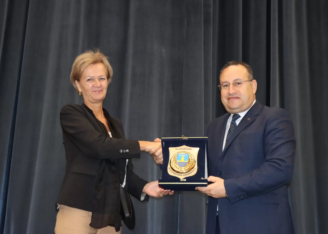 في ختام برنامج ريادة الأعمال بالمياه.. قنصوة: جامعة الإسكندرية تحتضن الابتكار وتحوّل التحديات إلى فرص 19 - جريدة المساء