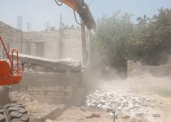 إزالة 24 حالة تعدٍ على أراضي الدولة والزراعة بفرشوط ضمن الموجة 26 35 - جريدة المساء