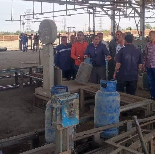 أسطوانة البوتاجاز ناقصة والتموين تتدخل: إحالة مصنع بالمنيا للنيا 21 - جريدة المساء