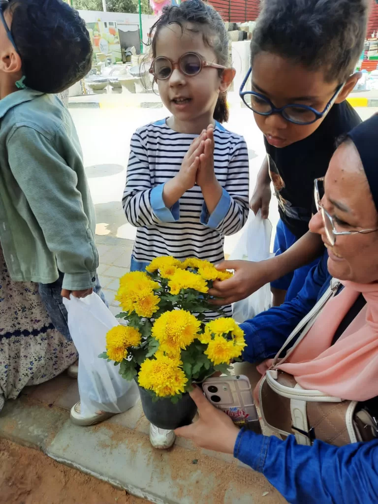 "بصيرة": زيارات ميدانية لمعرض زهور الربيع لدمج المكفوفين وضعاف البصر في المجتمع 23 - جريدة المساء