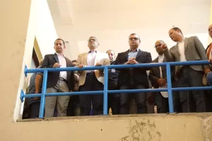 بالصور.. وزير الإسكان ومحافظ الجيزة يفتتحان المرحلة الأولى من محطة مياه الشرب بأوسيم 33 - جريدة المساء