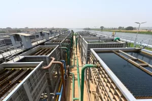 بالصور.. وزير الإسكان ومحافظ الجيزة يفتتحان المرحلة الأولى من محطة مياه الشرب بأوسيم 43 - جريدة المساء