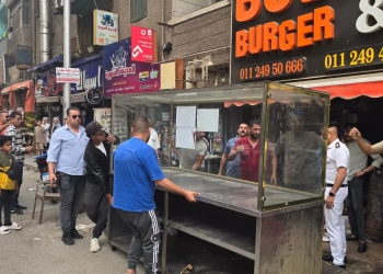 غلق وتشميع مطعم برجر يُدار بدون ترخيص بفيصل (صور) 19 - جريدة المساء