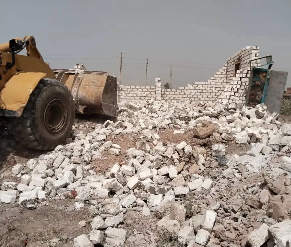 محافظ المنيا: إزالة 850 حالة تعدٍ على الأراضي الزراعية وأملاك الدولة والبناء المخالف 19 - جريدة المساء