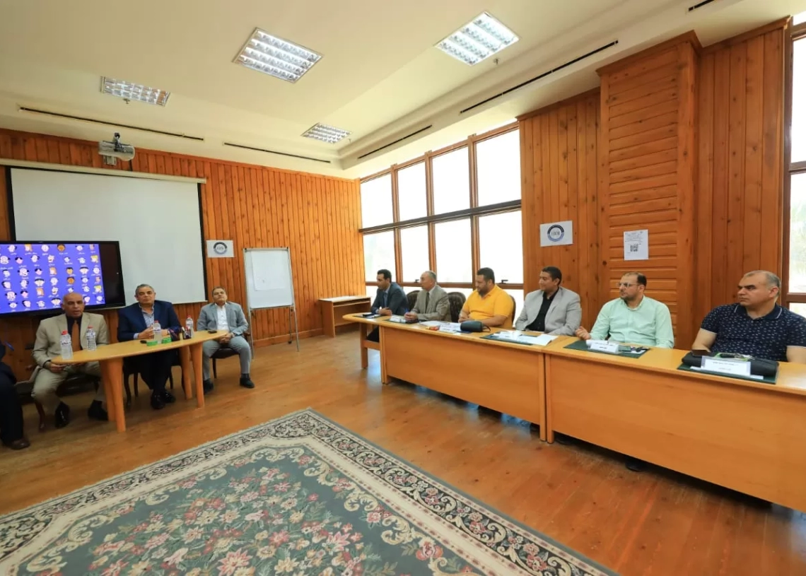جامعة كفر الشيخ تنظم برنامجًا تدريبيًا لتأهيل وكلاء الكليات ورؤساء الأقسام العلمية 18 - جريدة المساء