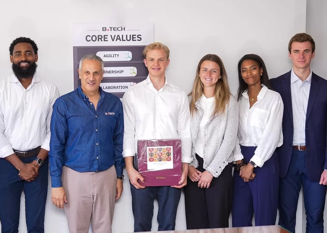 بعد ٨ شهور اختتام البرنامج التدريبى لطلاب كلية هارفارد وبى تك فى مصر 19 - جريدة المساء