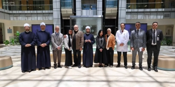 وزير الأوقاف فى زياره لمستشفى أهل مصر ويشيد بتميز المستشفى وفريقه الطبي ويؤكد ان أبناء مصر يستحقون كل ذرة مجهود وتعب 1 - جريدة المساء