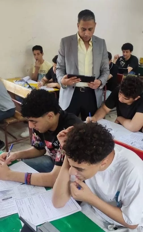 وكيل وزارة التعليم بالجيزة: امتحان اللغة العربية لثانية ثانوي.. علي ما يرام 18 - جريدة المساء وكيل وزارة التعليم بالجيزة: امتحان اللغة العربية لثانية ثانوي.. علي ما يرام 17 - جريدة المساء