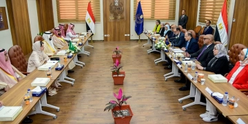 رئيسا هيئة الدواء المصرية والسعودية للغذاء والدواء : مصر لديها اكتفاء ذاتي من انتاج الأدوية بـنسبة 91% من احتياجات السوق المحلي والتصدير إلى 147 دولة حول العالم 2 - جريدة المساء رئيسا هيئة الدواء المصرية والسعودية للغذاء والدواء : مصر لديها اكتفاء ذاتي من انتاج الأدوية بـنسبة 91% من احتياجات السوق المحلي والتصدير إلى 147 دولة حول العالم 1 - جريدة المساء