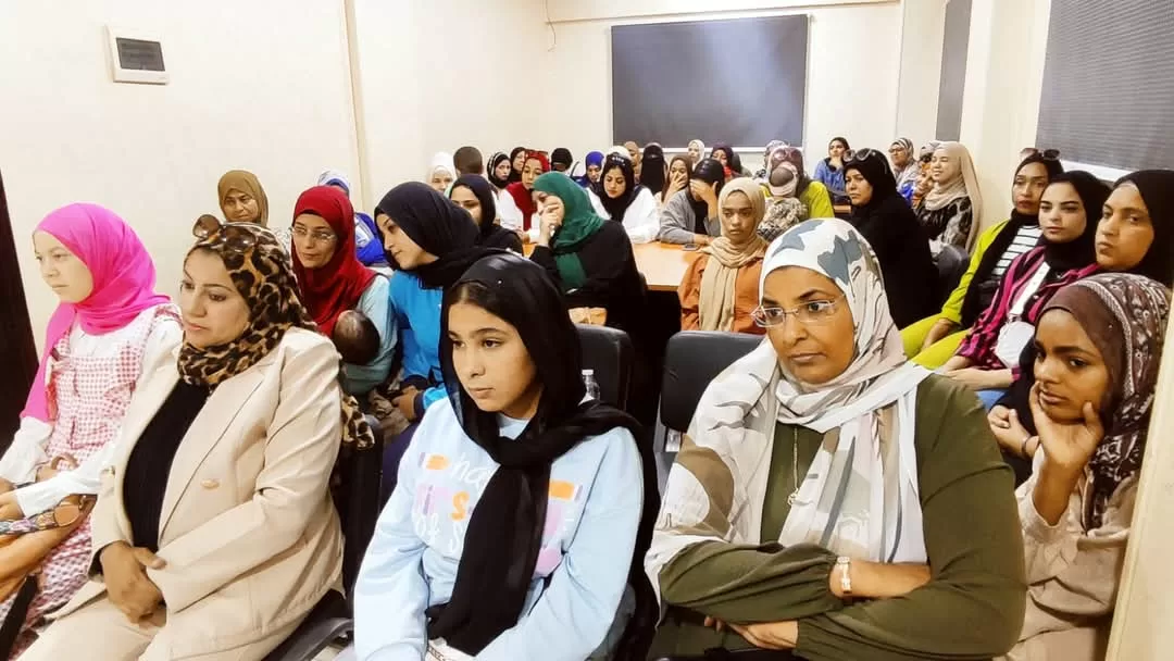 قومي المرأة بالبحر الأحمر يواصل تدريب الرائدات والميسرات والمتطوعين ضمن مبادرة "معًا بالوعي نحميها" 25 - جريدة المساء
