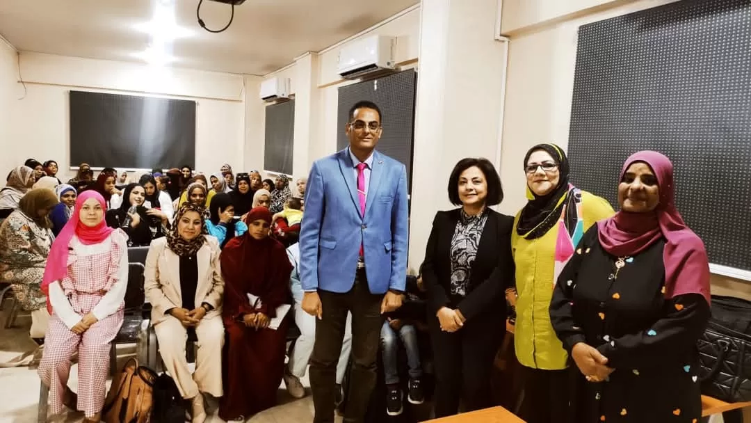 قومي المرأة بالبحر الأحمر يواصل تدريب الرائدات والميسرات والمتطوعين ضمن مبادرة "معًا بالوعي نحميها" 21 - جريدة المساء