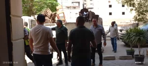 بالصور.. إزالة إشغالات لباعة جائلين ومقاهي مخالفة خلال حملة مكبرة بالدقي 23 - جريدة المساء