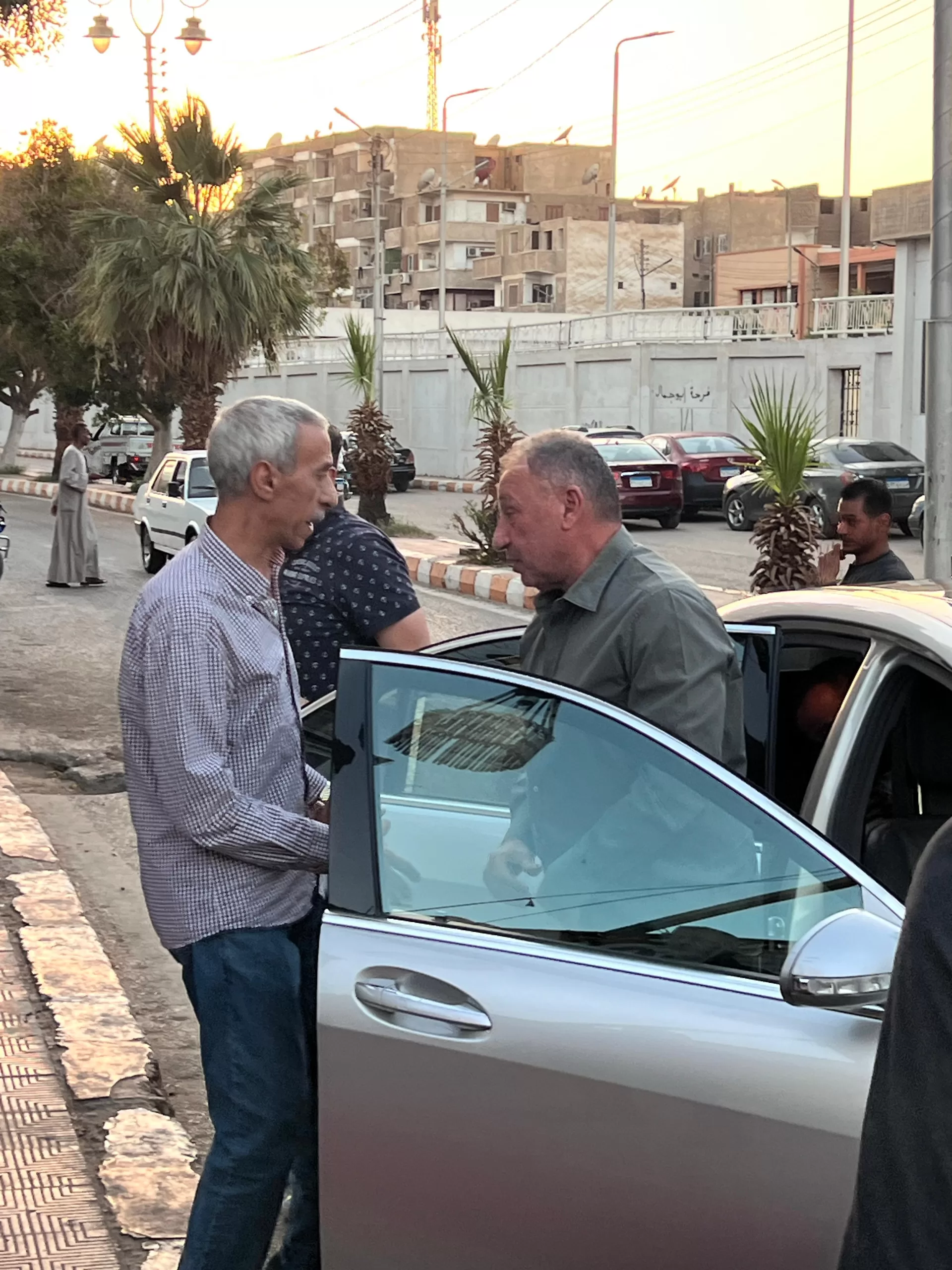 دموع "بيبو" في قنا.. الخطيب يتلقى عزاء شقيقته وسط جموع المحبين 113 - جريدة المساء