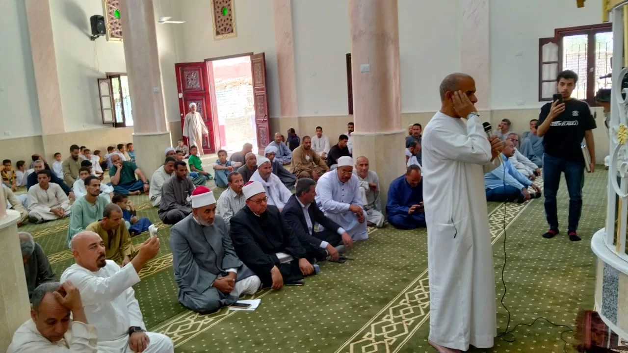 محافظ بني سويف يُنيب رئيس مدينة ناصر في افتتاح مسجد عزبة علي زيدان بعد إحلاله وتجديده بتكلفة 2.5 مليون جنيه 21 - جريدة المساء