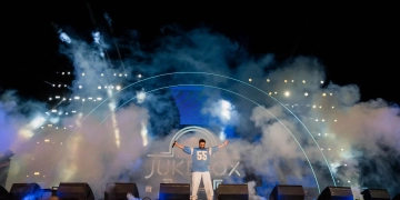 تجربة موسيقية مختلفة في حفل تامر حسني مع Red Bull Jukebox 2 - جريدة المساء تجربة موسيقية مختلفة في حفل تامر حسني مع Red Bull Jukebox 1 - جريدة المساء