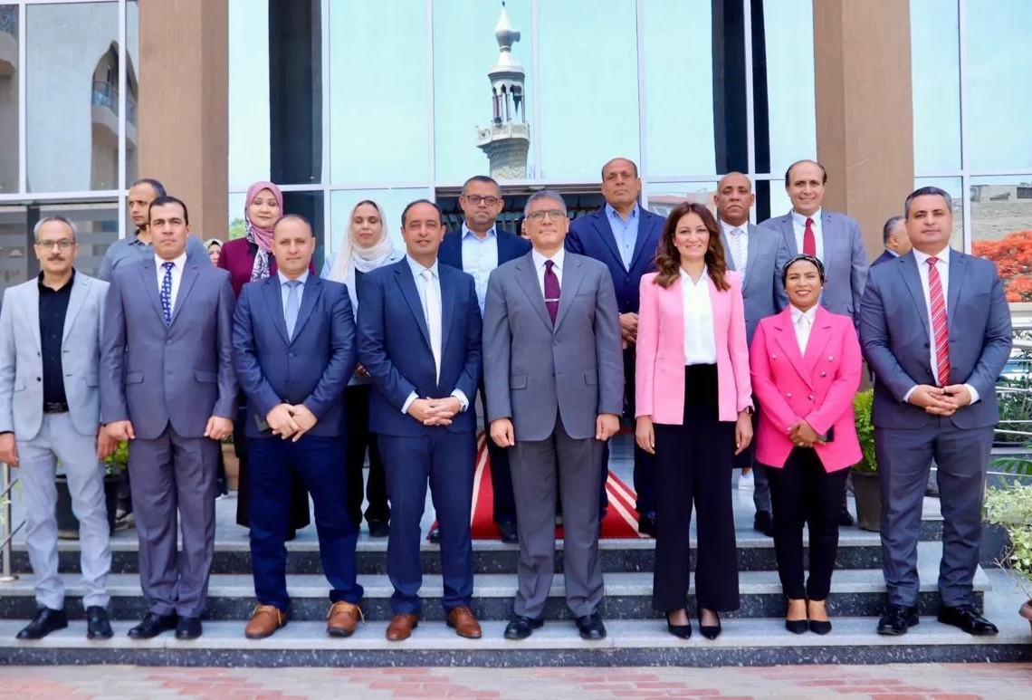 محافظ الجيزة يشيد بمركز إمبابة لعلاج الإدمان: خدمات تأهيلية متكاملة ومعايير عالمية 19 - جريدة المساء