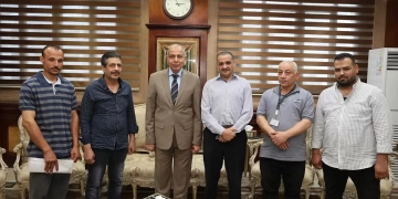 محافظ المنيا يلتقي شباب الخريجين لبحث مطالب عدد من مستفيدي مشروع الظهير الصحراوي بتونا الجبل بملوى 1 - جريدة المساء