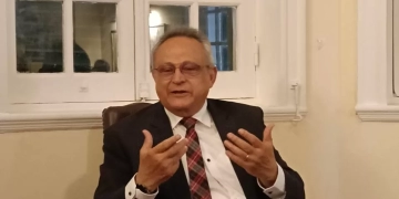 د. أحمد زايد: جوائز مكتبة الإسكندرية تتميز بالشفافية المطلقة 2 - جريدة المساء د. أحمد زايد: جوائز مكتبة الإسكندرية تتميز بالشفافية المطلقة 1 - جريدة المساء