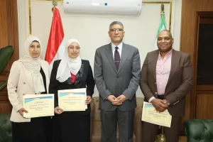 محافظ الجيزة يكرّم رئيس مركز الصف ووكيل لجنة التصالح تقديرًا لجهودهم في ملف مخالفات البناء 20 - جريدة المساء