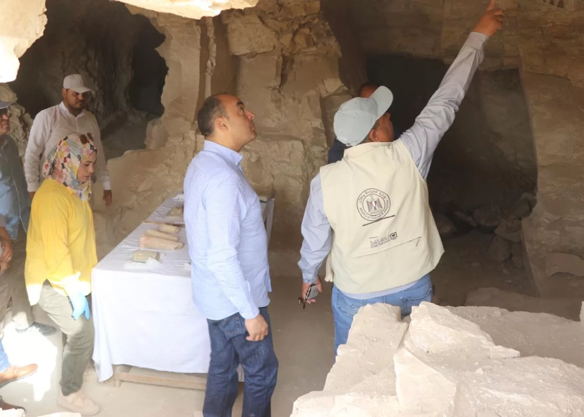 الكشف عن 3 مقابر جديدة بالأقصر لكبار المسئولين..من عصر الدولة الحديثة.. شريف فتحى : إنجاز علمي وأثرى.. يعزز مكانة مصر على خريطة السياحة الثقافية العالمية 20 - جريدة المساء الكشف عن 3 مقابر جديدة بالأقصر لكبار المسئولين..من عصر الدولة الحديثة.. شريف فتحى : إنجاز علمي وأثرى.. يعزز مكانة مصر على خريطة السياحة الثقافية العالمية 19 - جريدة المساء