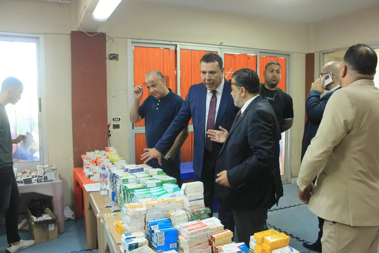 حزب الشعب الجمهوري يطلق أكبر قافلة طبية مجانية تحت شعار "صحة إنسان" بدائرتي الدخيلة والعجمي 32 - جريدة المساء