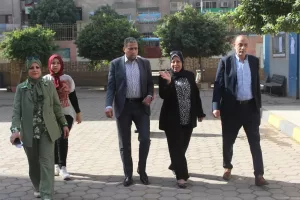 وكيل وزارة التعليم بالجيزة يكرم "معلمة" بسبب الجمال 21 - جريدة المساء