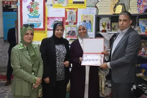 وكيل وزارة التعليم بالجيزة يكرم "معلمة" بسبب الجمال 27 - جريدة المساء