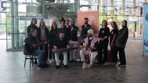 فلاش موب موسيقي في محطة روتردام احتفالا بافتتاح مهرجان الفيلم العربي 20 - جريدة المساء